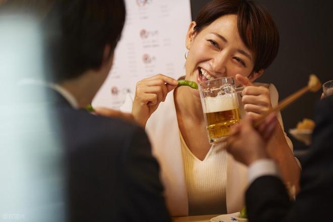 次男子望而却步 女子：每次都是花我的钱CQ9电子游戏江苏31岁女子相亲见面3(图5)